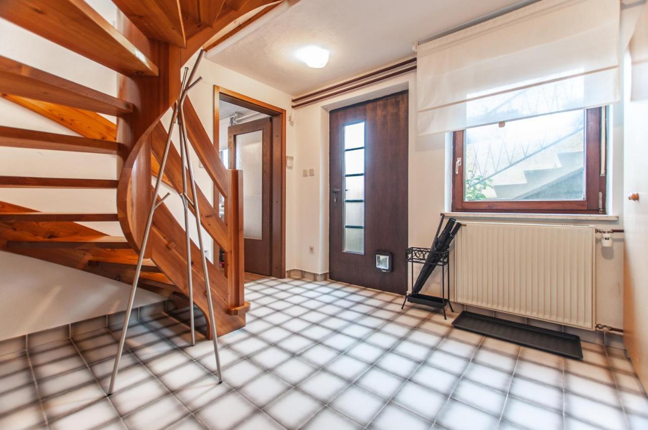 Apartment Jcop リュブリャナ エクステリア 写真
